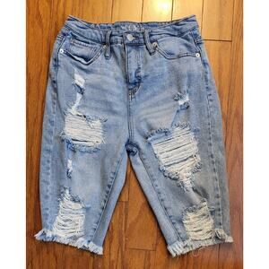 Wild Fable Women’s Size 6 Bermuda Denim Jean Shorts Ripped Distressed